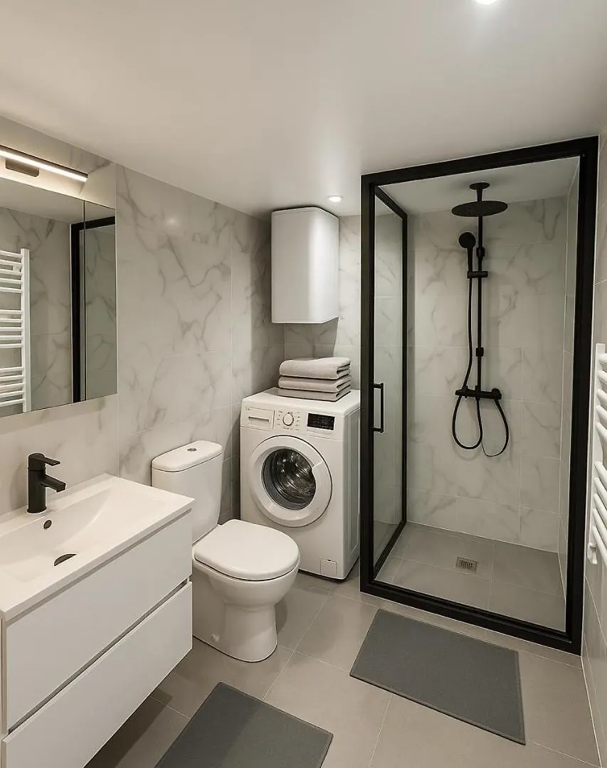 Sea Side, Modern, Nice Promenade Apartment